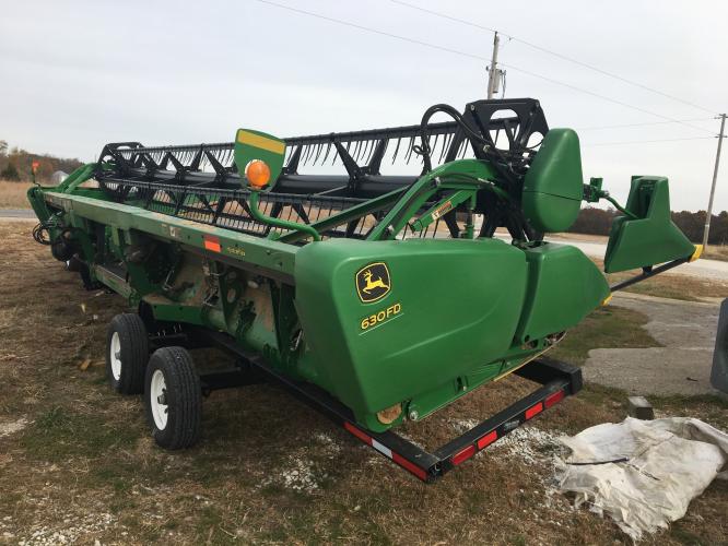 John Deere 630FD