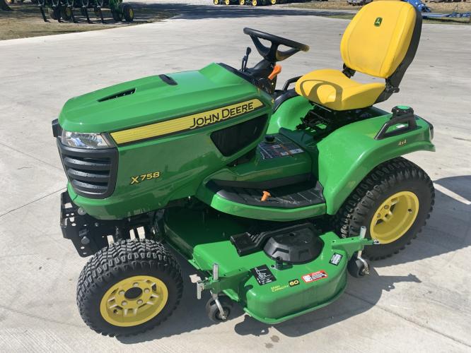 John Deere X758