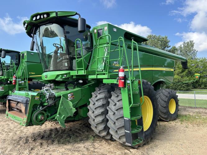 John Deere S680