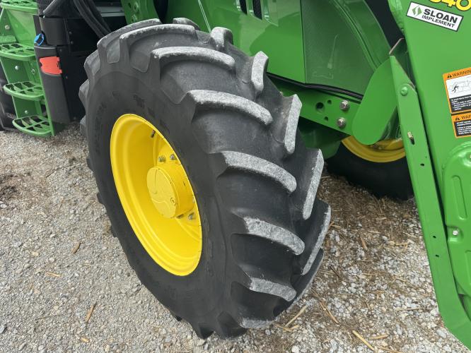 John Deere 6115R