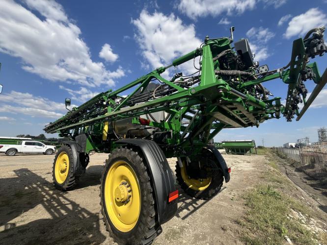 John Deere 412R