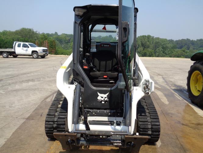 Bobcat T66