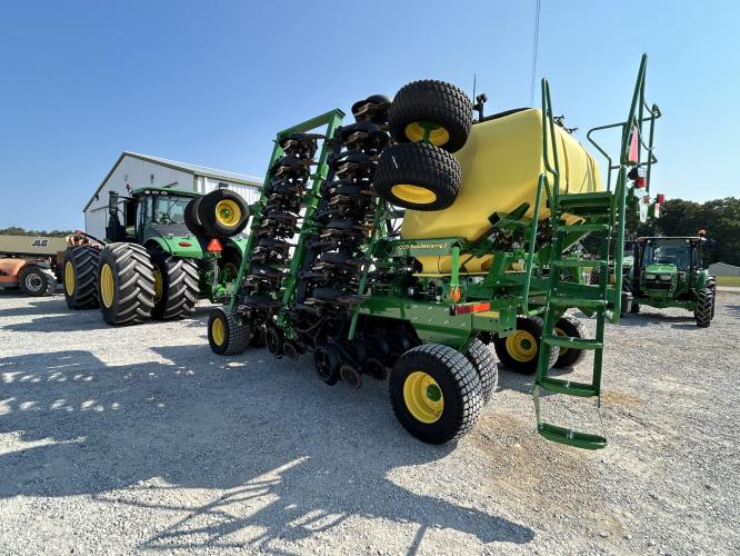 John Deere N530C