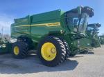 John Deere S7 700