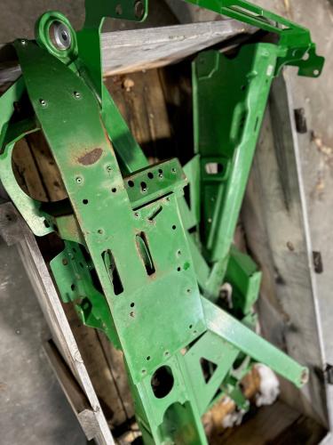 John Deere AXE58749 RH -AXE58753 LH OUTER FLOAT ARM OUTER
