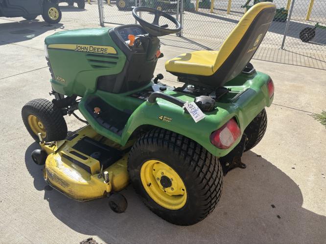 John Deere X724