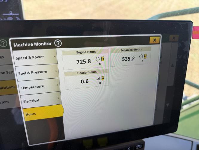 John Deere S780