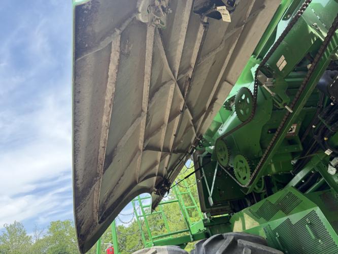John Deere S780