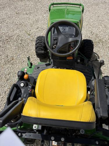 John Deere 1025R