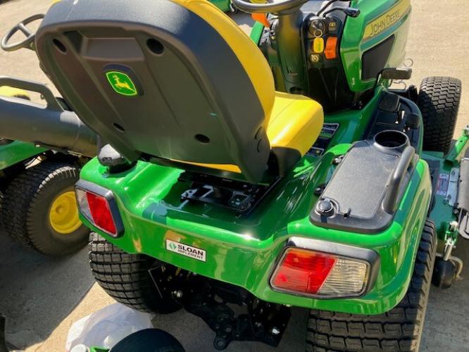 John Deere X730