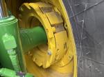 John Deere 8235R