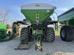 John Deere 345 SPREADER