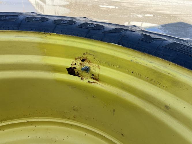 John Deere LSW710/60R46