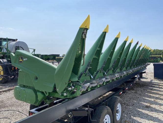 John Deere C12F