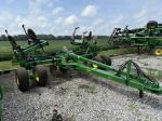 John Deere 2100