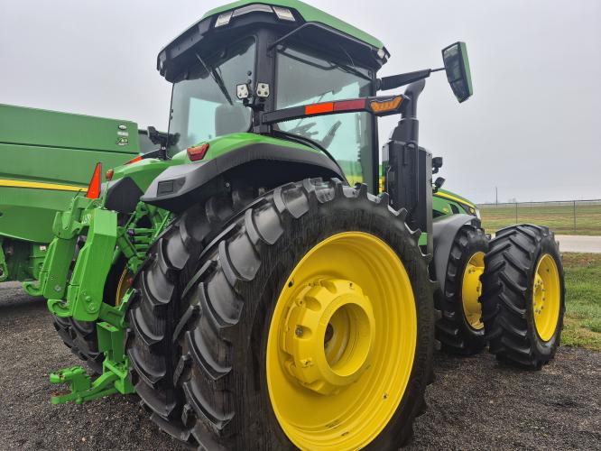 John Deere 8R 410