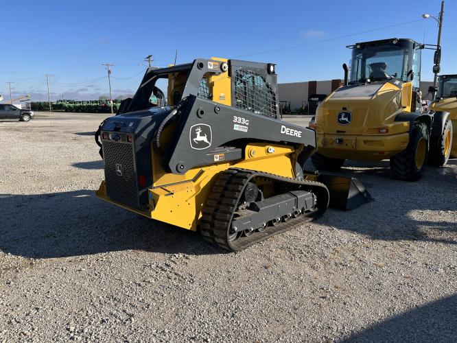 John Deere 333G