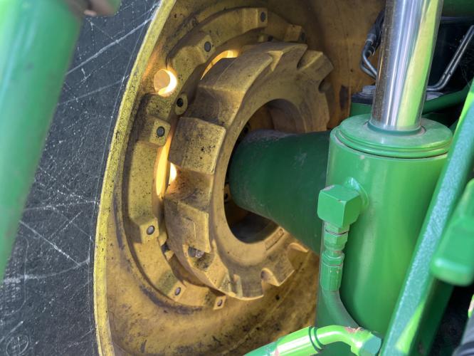 John Deere 8320R