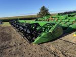John Deere 635F