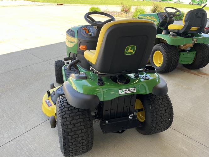 John Deere E150
