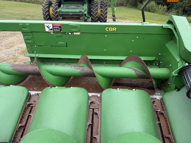 John Deere C8R