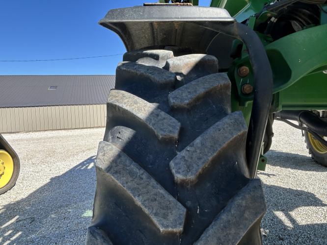 John Deere R4038