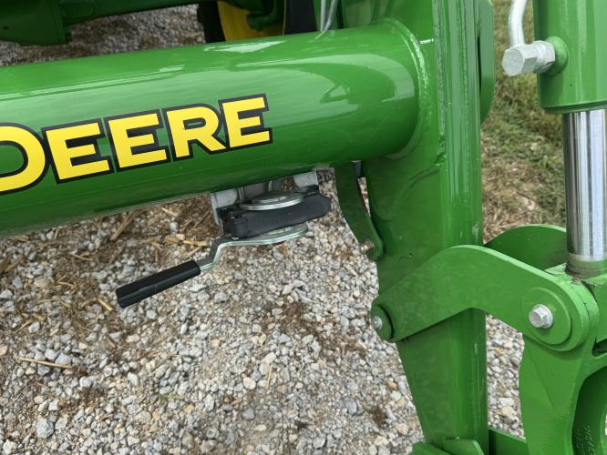 John Deere 6115R