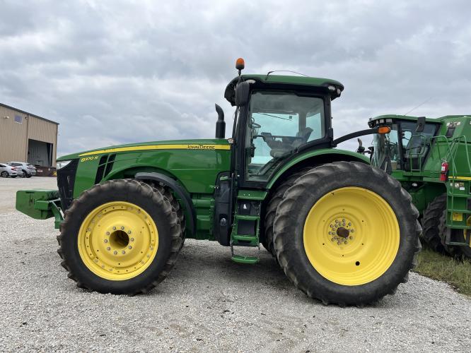 John Deere 8370R