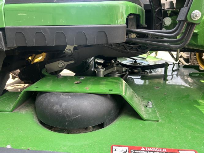 John Deere 1025R