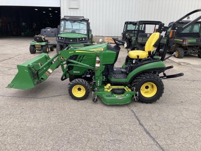 John Deere 1025R