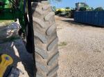 John Deere 412R