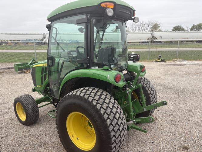 John Deere 4066R