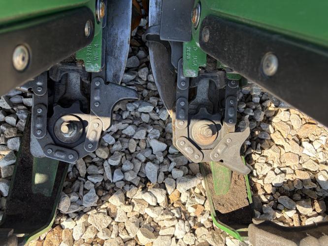 John Deere C8R