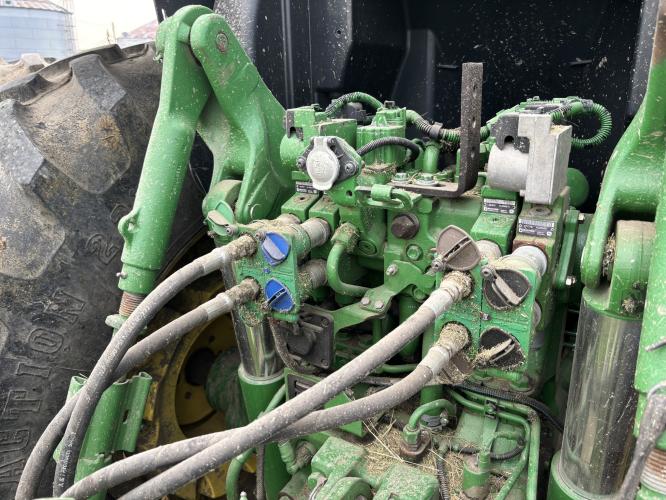 John Deere 6190R