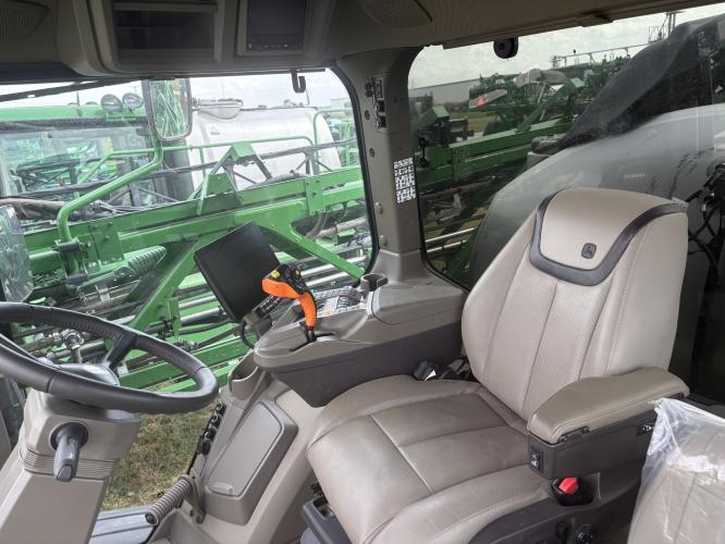 John Deere 412R