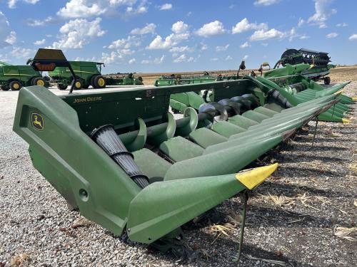 2023 John Deere C8R