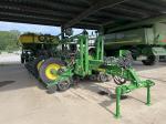 John Deere 1775