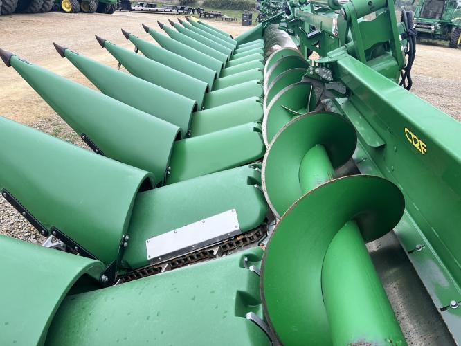 John Deere C12F