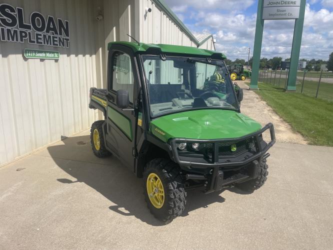 John Deere XUV835R Premium Cab