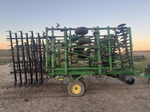 2007 John Deere 2310