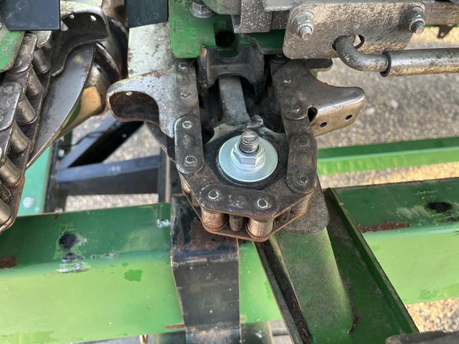 John Deere 708C