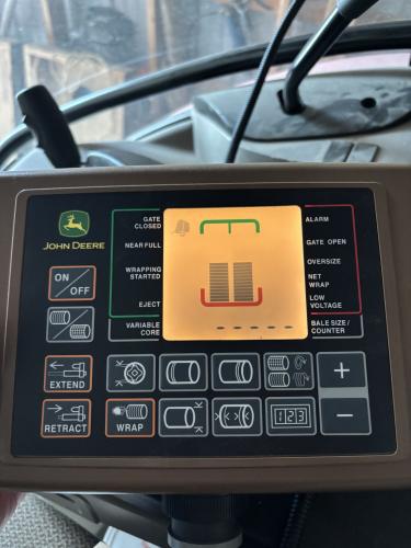 John Deere 560M