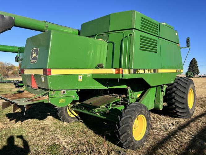 John Deere 9500