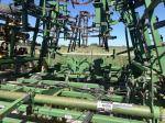 John Deere 2210