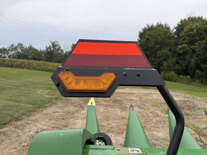 John Deere C8R