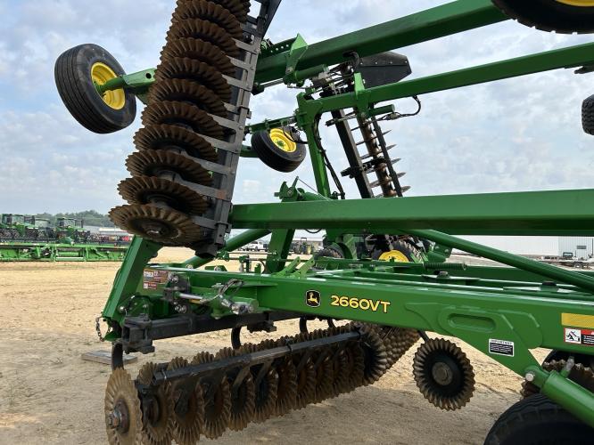 John Deere 2660VT