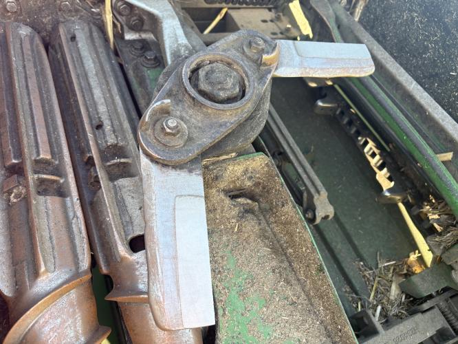 John Deere 712FC StalkMaster