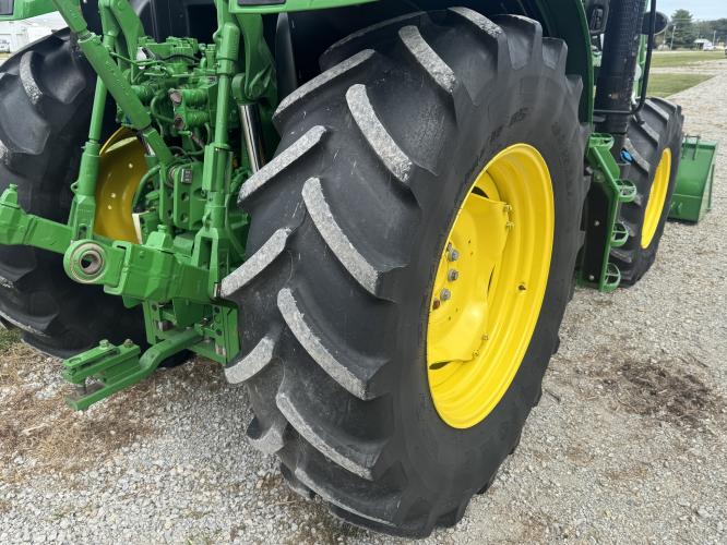 John Deere 6115R