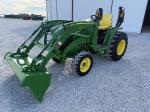John Deere 3033R