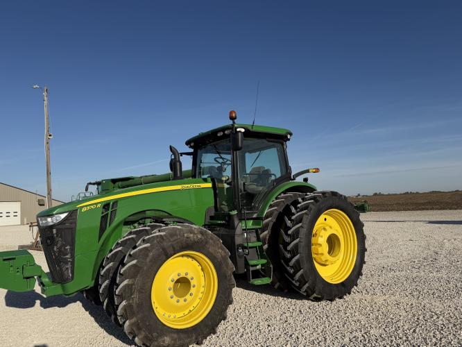 John Deere 8370R